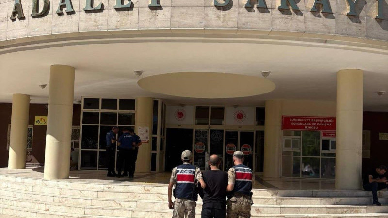 Şanlıurfa Jandarması'ndan Başarılı Operasyon: 24 Yıl Ceza Alan Şahıs Yakalandı